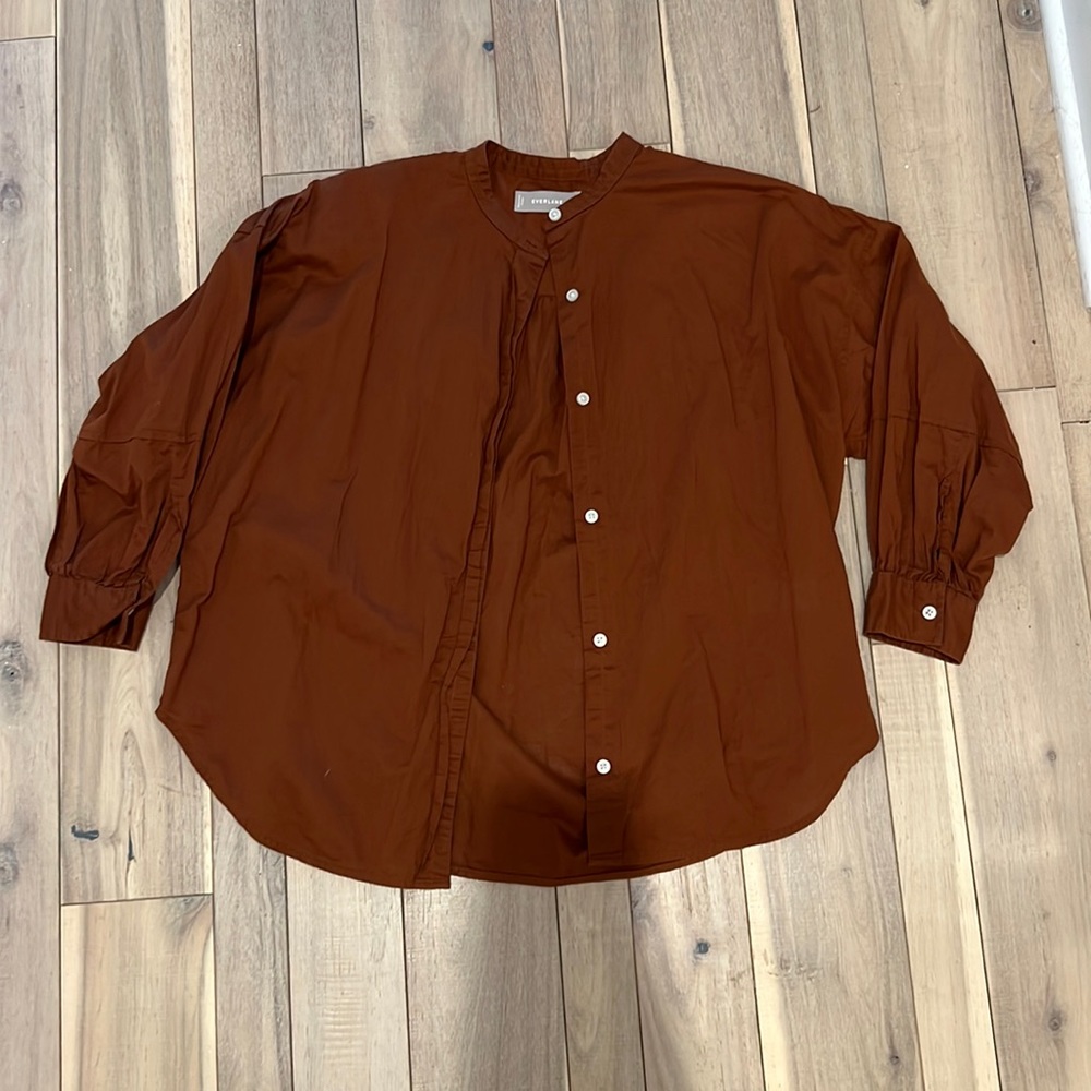 Everlane cotton button down shirt